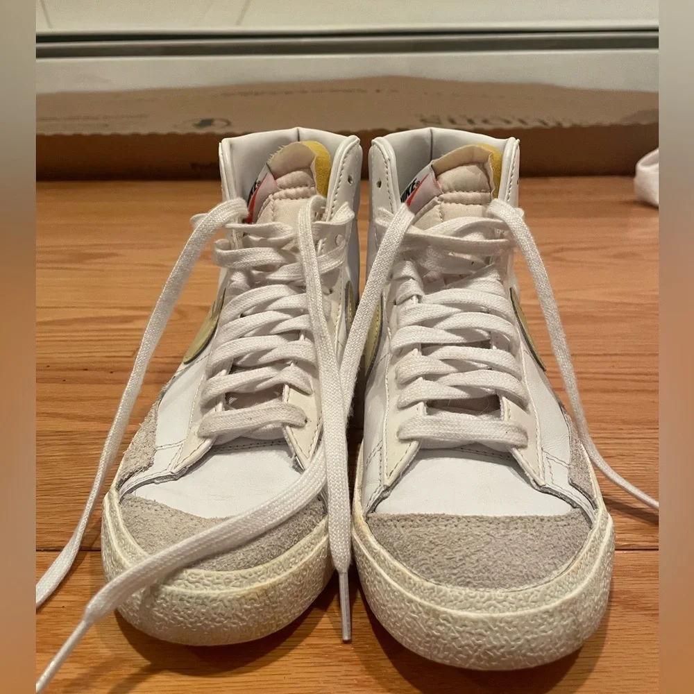 Nike Blazer Mid ‘77 Vintage Women’s Shoes sz 7 - Picture 6 of 7